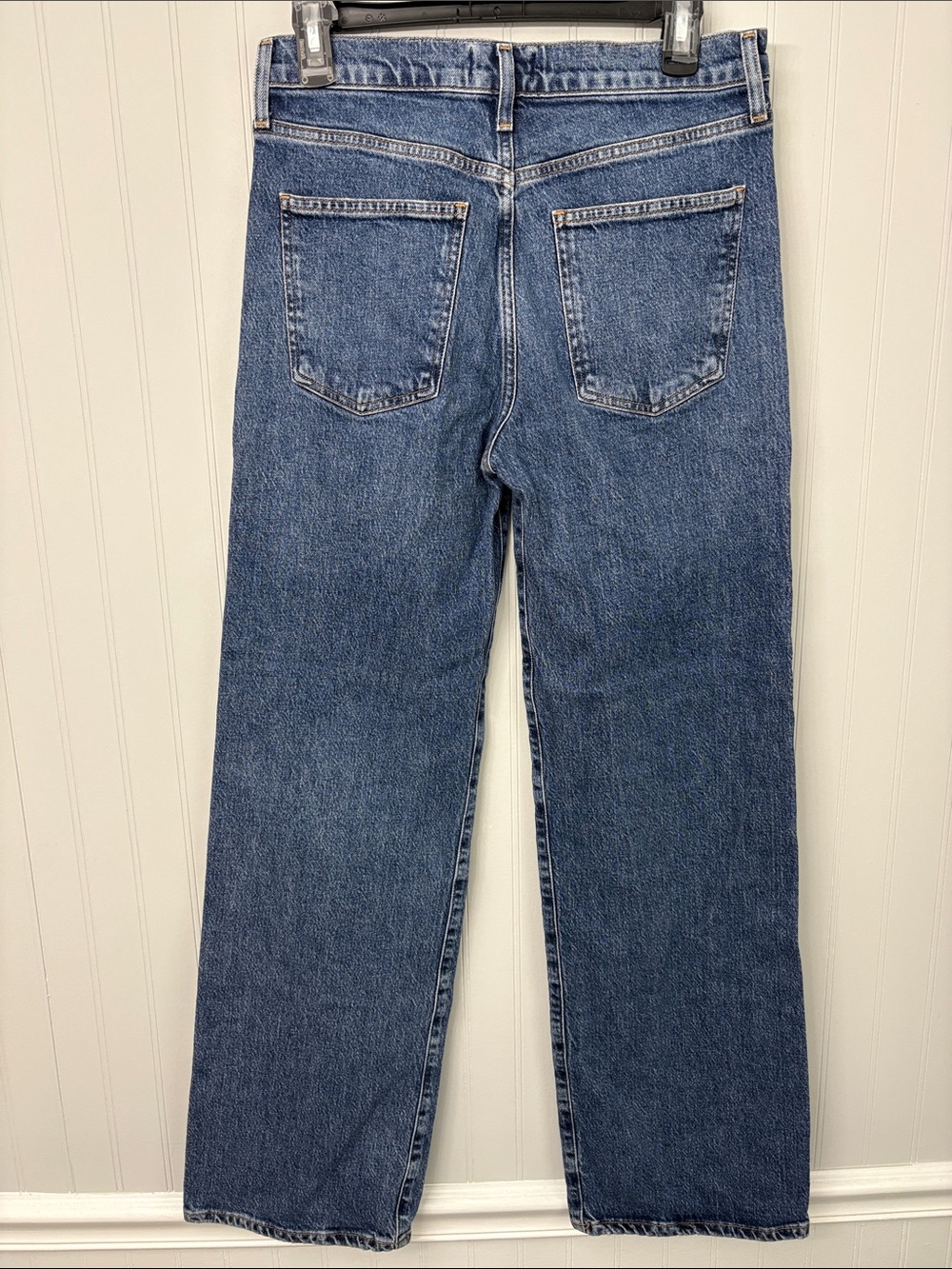 Agolde Harper Straight Leg Jeans in Medium Blue Wash - Picture 2 of 11